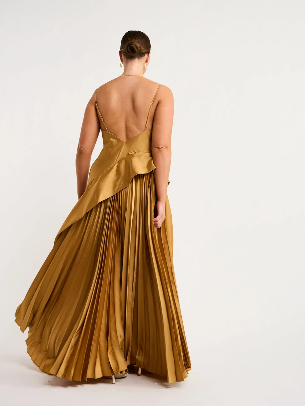 Caramel-colored Acler OSullivan Dress: Elegant and Chic Option