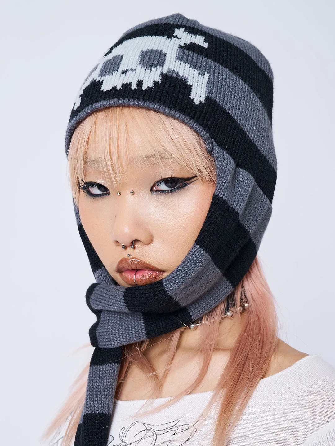 Stylish Striped Beanie with Skull Design