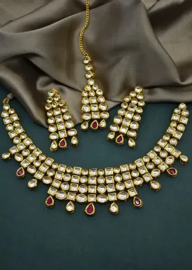 CHARMING KUNDAN NECKLACE