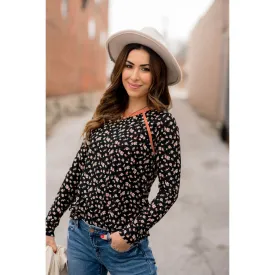 Color Lined Floral Long Sleeve Tee