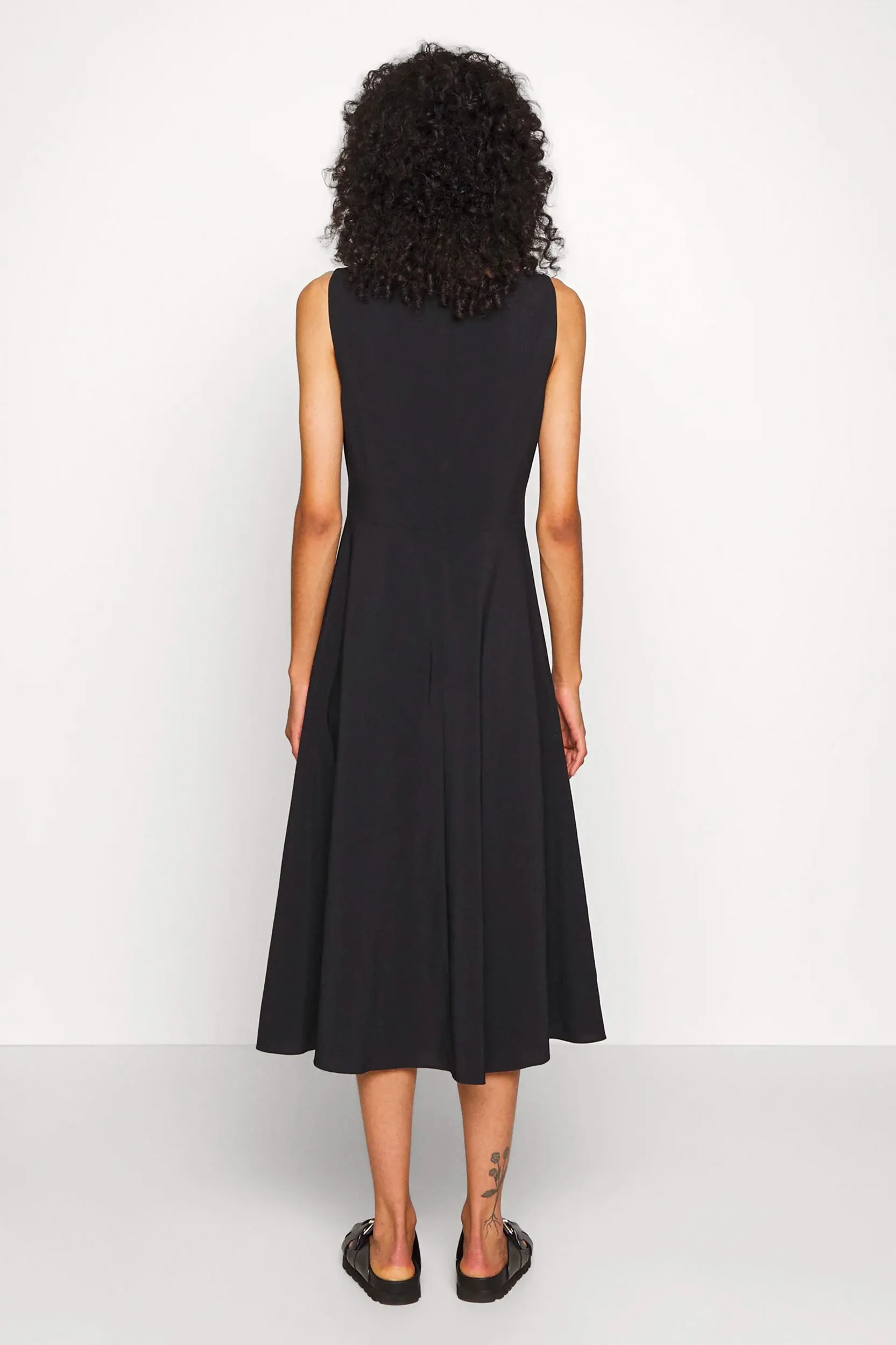 Cutout Crisp Midi Dress in Black