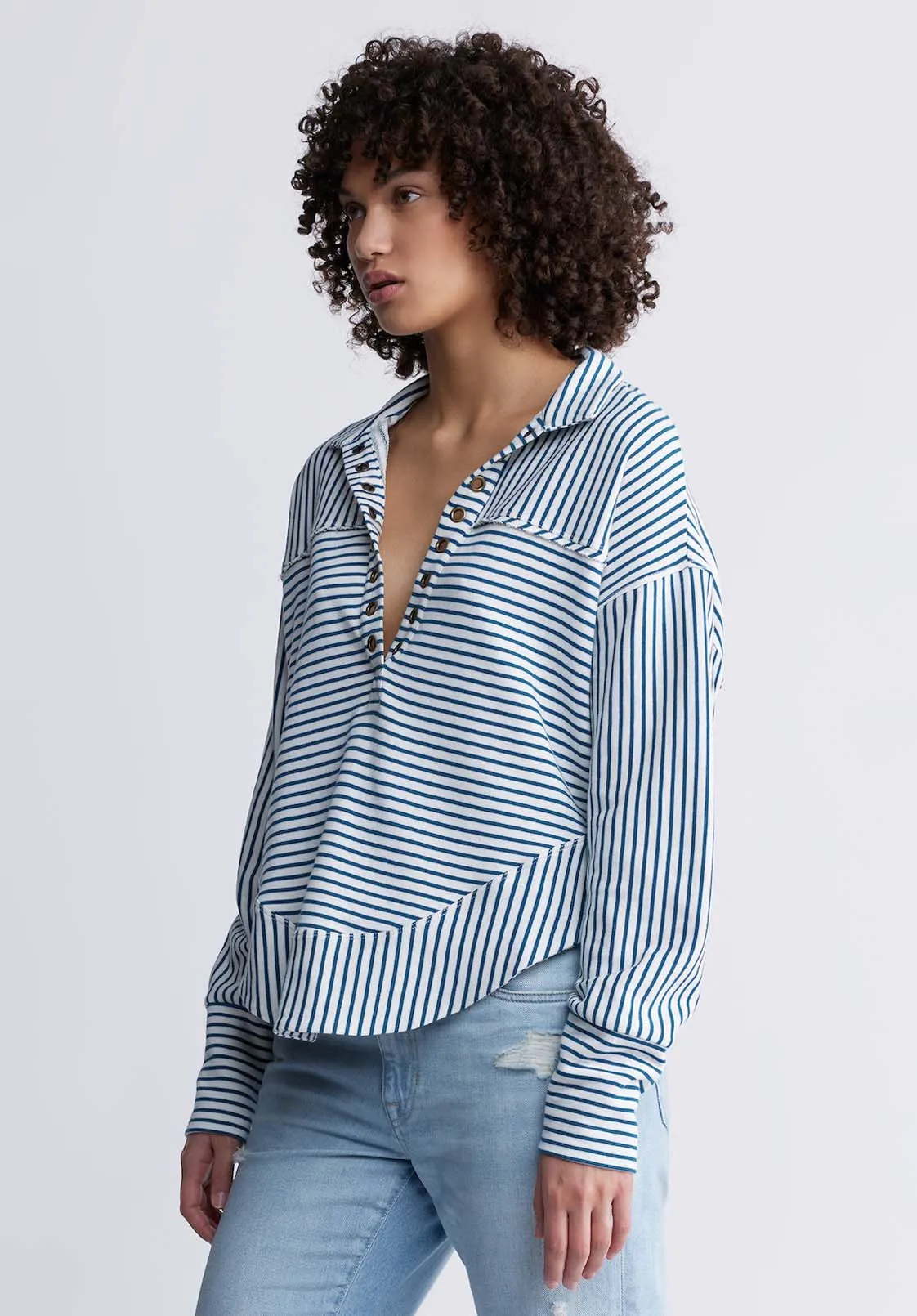 Ellowynne Women’s Striped Pullover in White & Blue - KT0099P