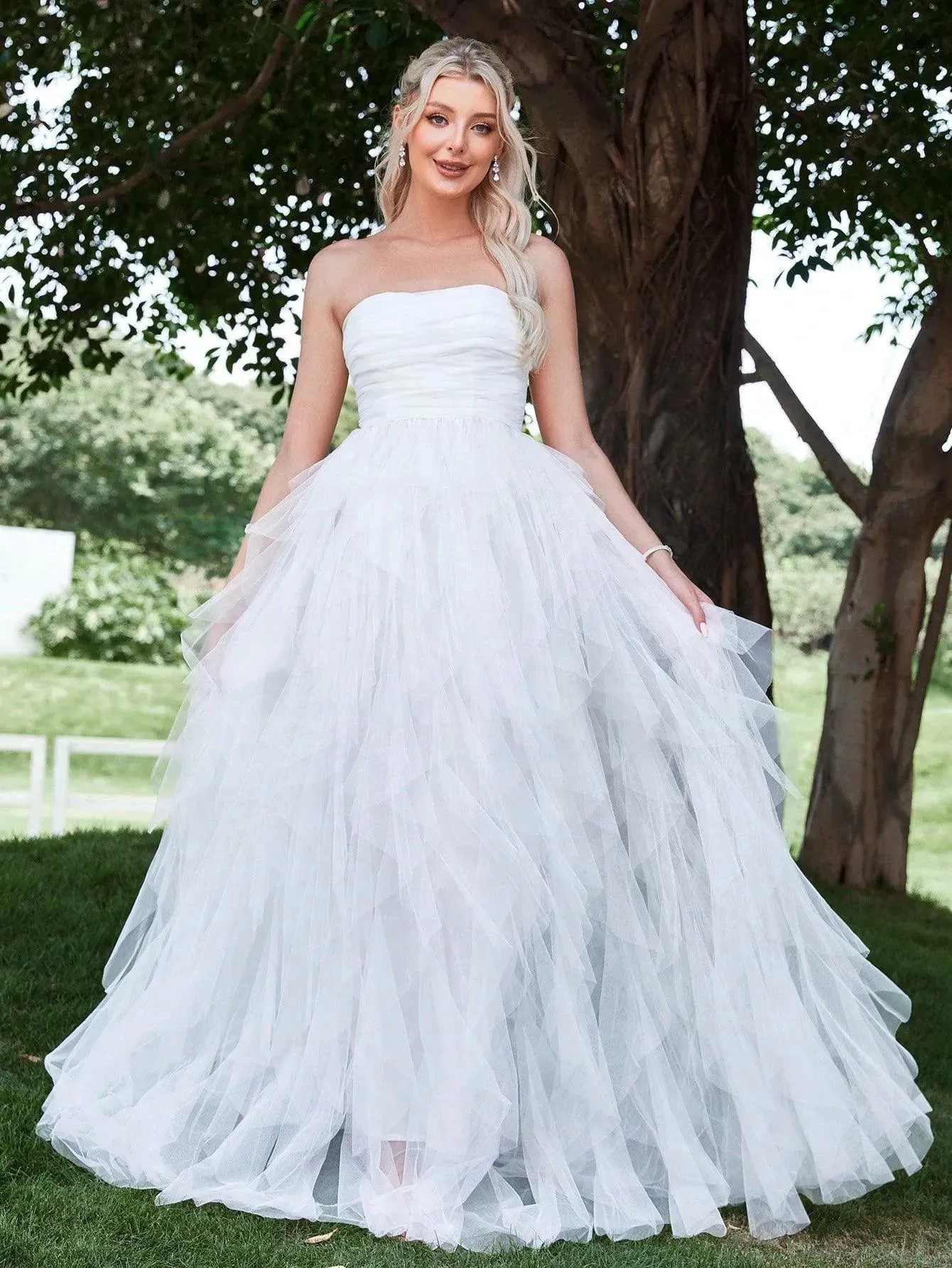 Mesh Overlay Tube Wedding Dresses