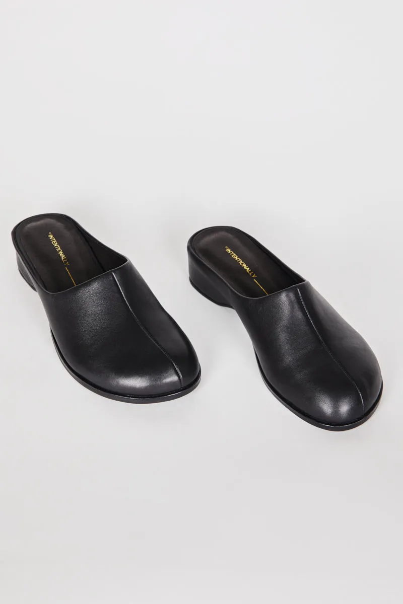 Shift Leather Bubble Clog