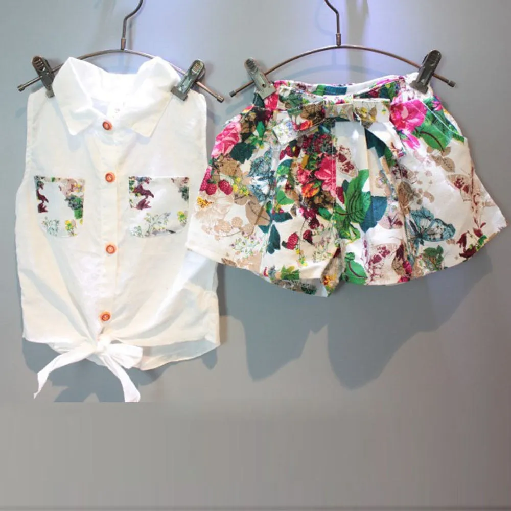 Sleeveless Blouse Floral Shorts