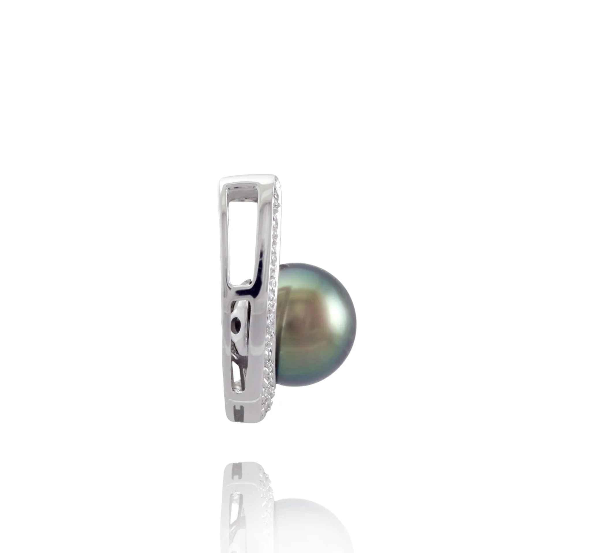 Tahitian pearl pendant in 18k white gold and diamonds - Timeless Elegance - PEWDPE00549